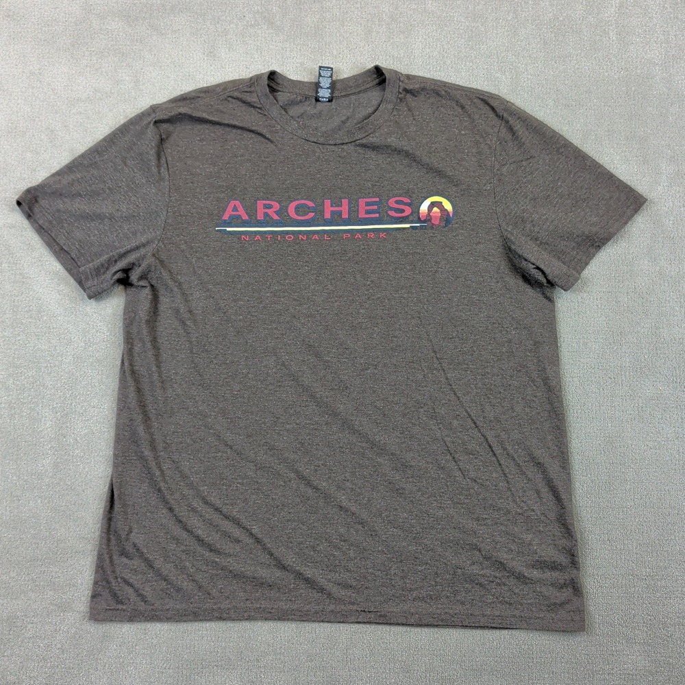 District Arches National Park T-Shirt Mens 2XL Brown Heathered Graphic Tee Utah